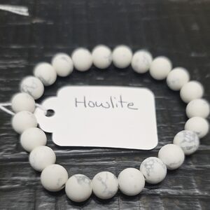 Howlite Beaded Stretch Bracelet - White and Gray